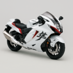 Suzuki Hayabusa: Il Falco Pellegrino che Ha Ridefinito la Velocità su Due Ruote