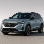 Peugeot 5008: il SUV a 7 posti che unisce spazio, stile e sostenibilità